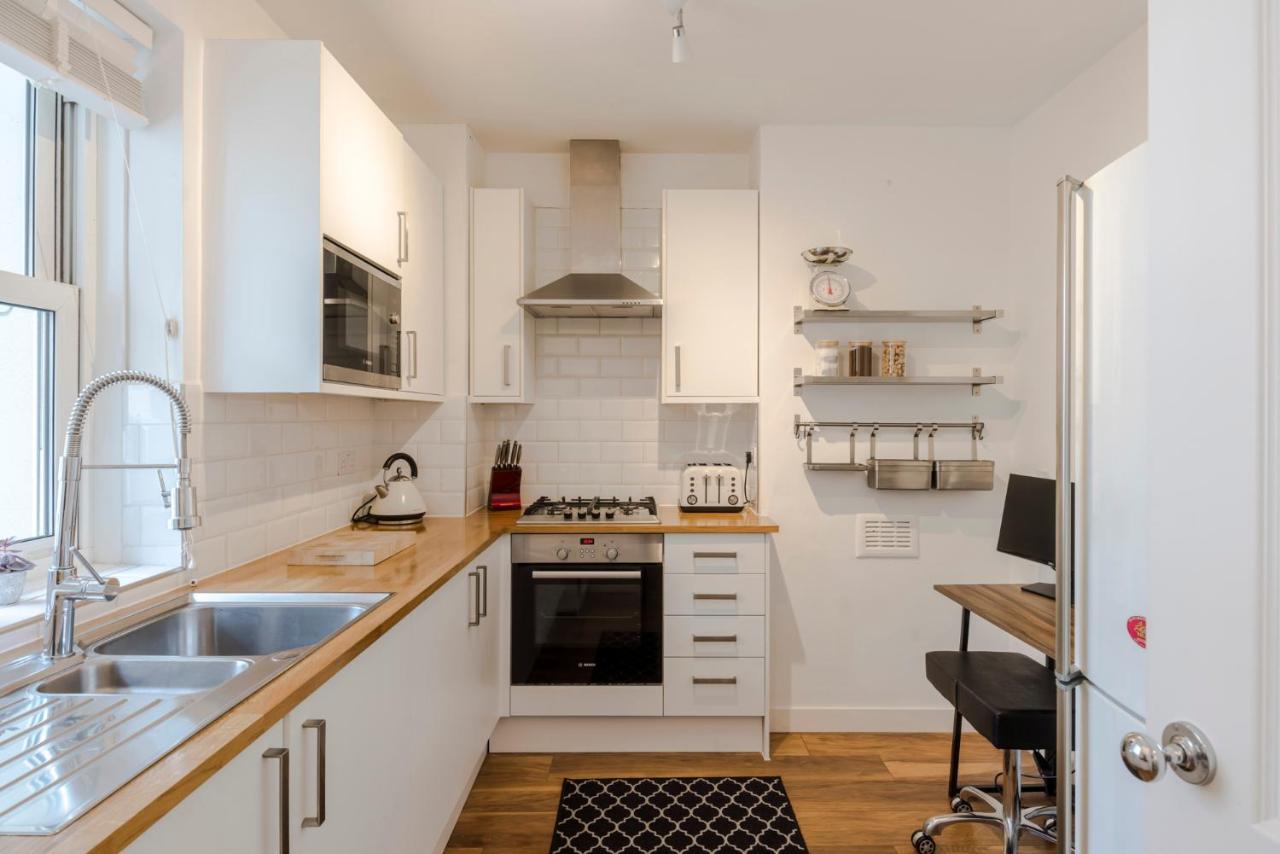 Central Euston One Bedroom Home 런던 외부 사진